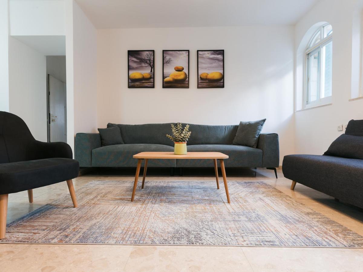 Aristo Machne Yehuda Boutique Apartments Йерусалим Екстериор снимка